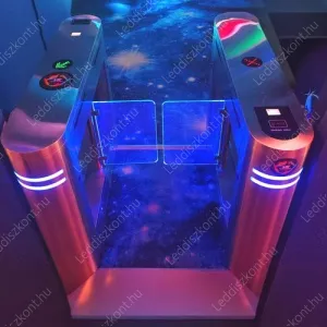 VR beléptető kapu